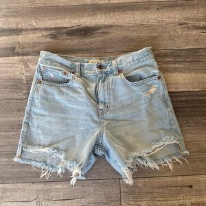 Madewell Women’s Size 25 Relaxed Mid Length Distressed Denim Shorts Frayed Hem
